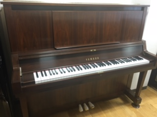 Yamaha Upright Piano W102B