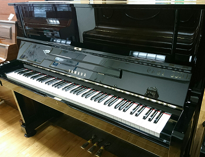 Yamaha Upright Piano YUS